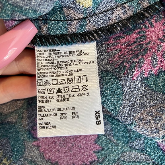 American Apparel Floral Wrap Skirt - Picture 5 of 5